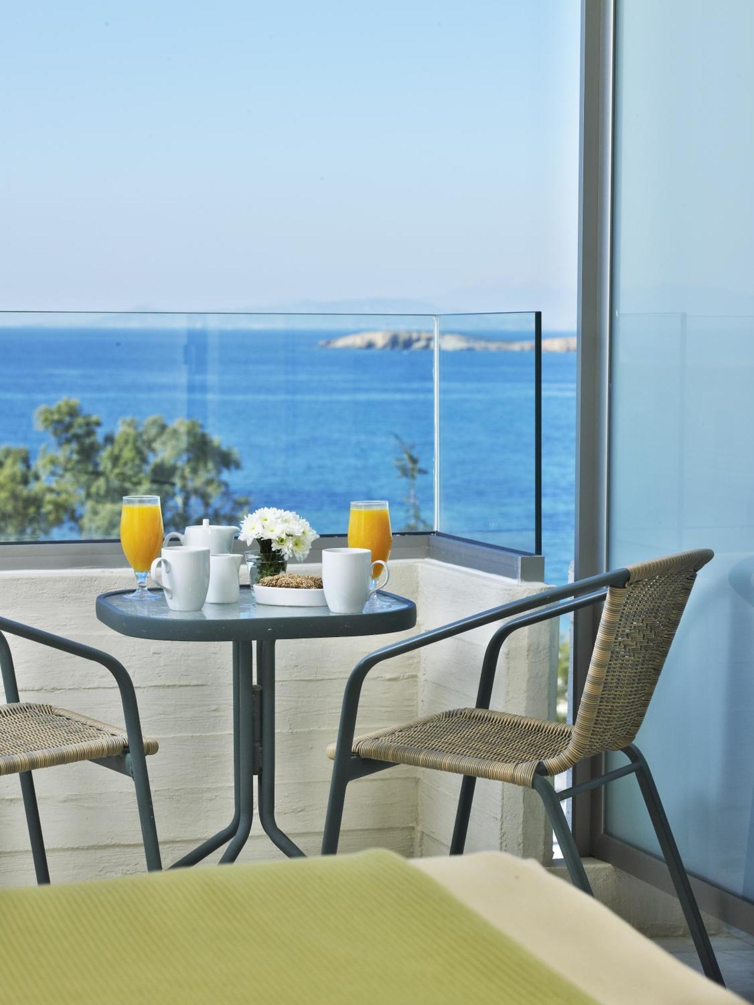 Suite Senior con 2 Camere da Letto e Vista Mare